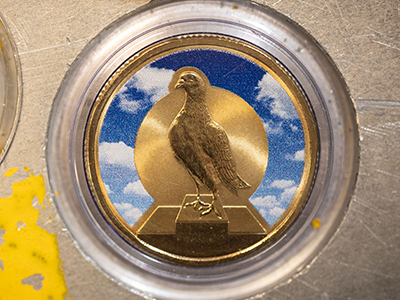 Dickin Medal representing a pigeon